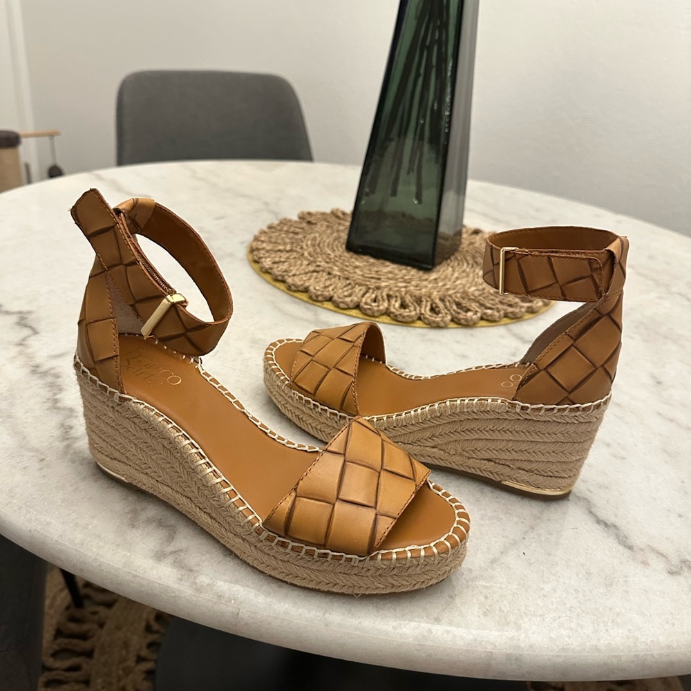 Size 7.5 brown and tan wedges